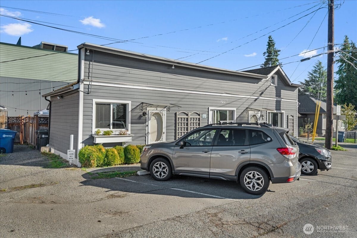 15212 9th Avenue SW, Burien, WA 98166