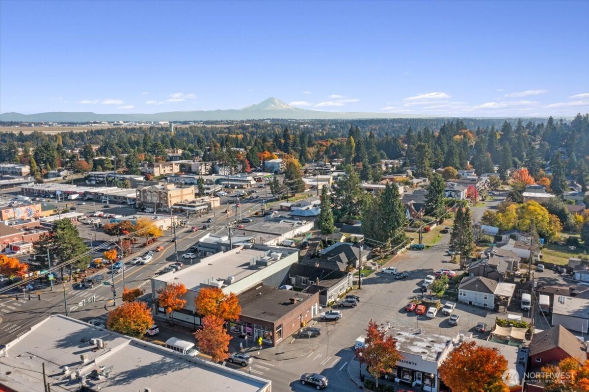 15212 9th Avenue SW, Burien, WA 98166