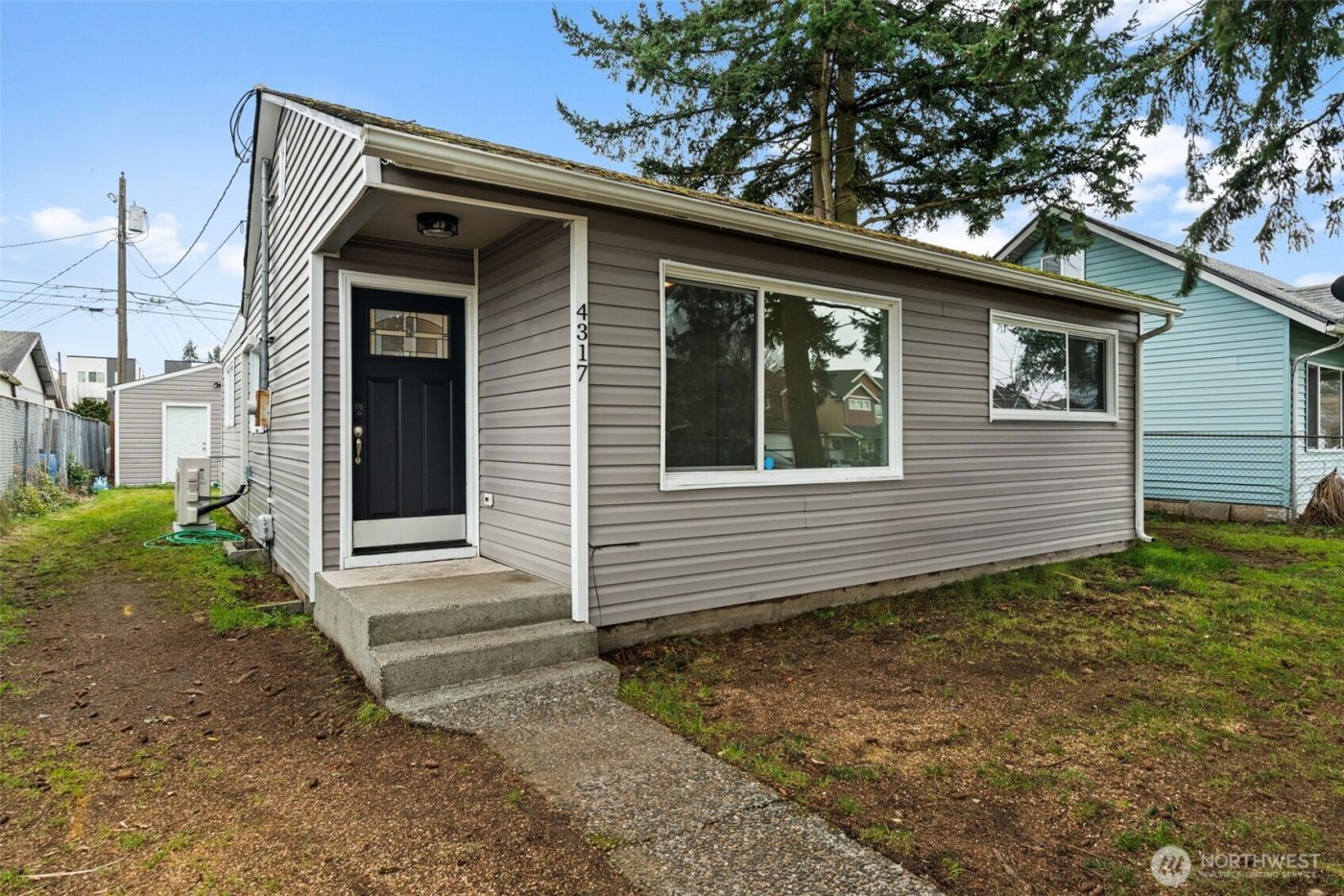4317 S Lawrence Street , Tacoma, WA 98409-5521