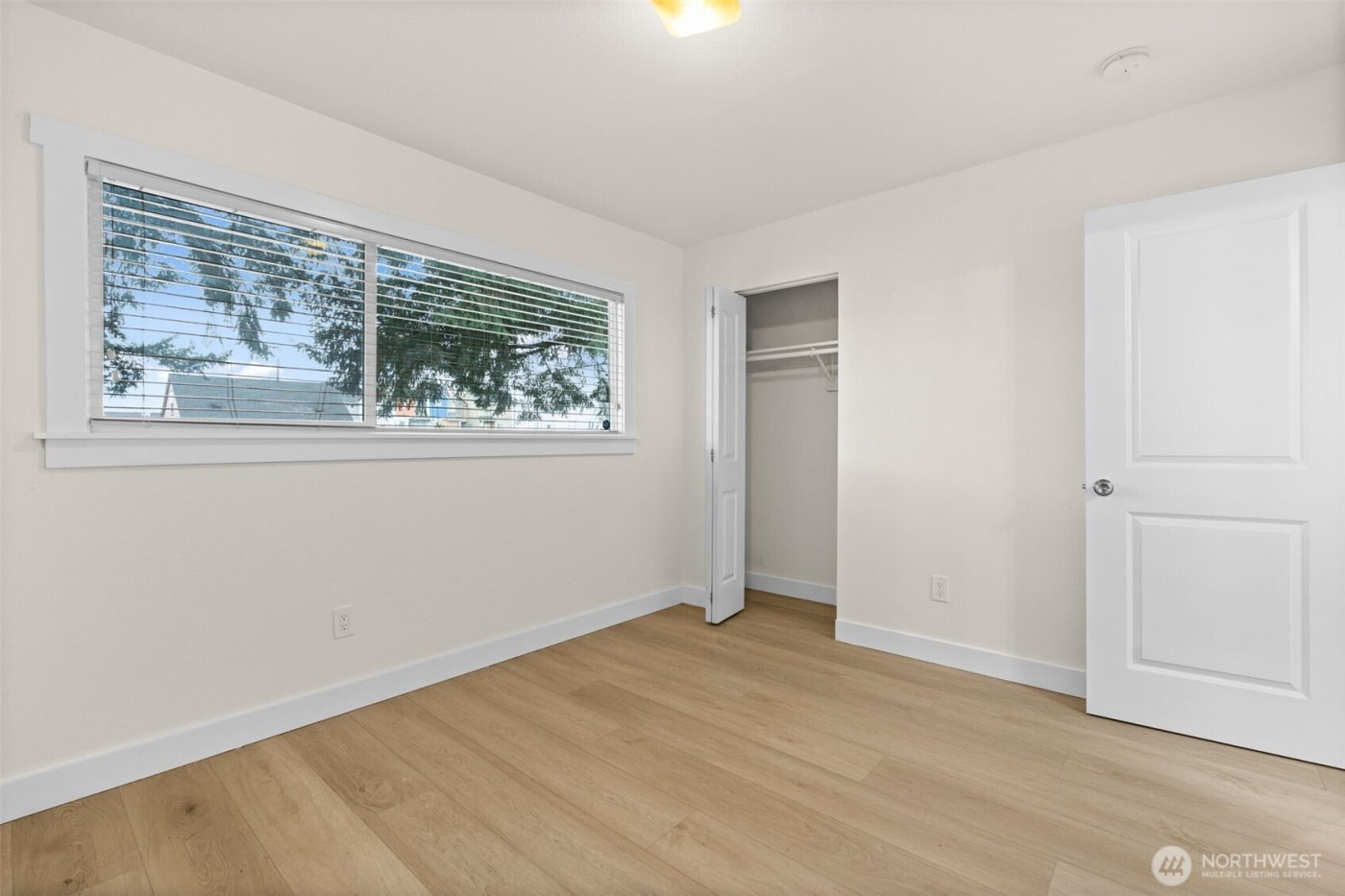 4317 S Lawrence Street , Tacoma, WA 98409-5521