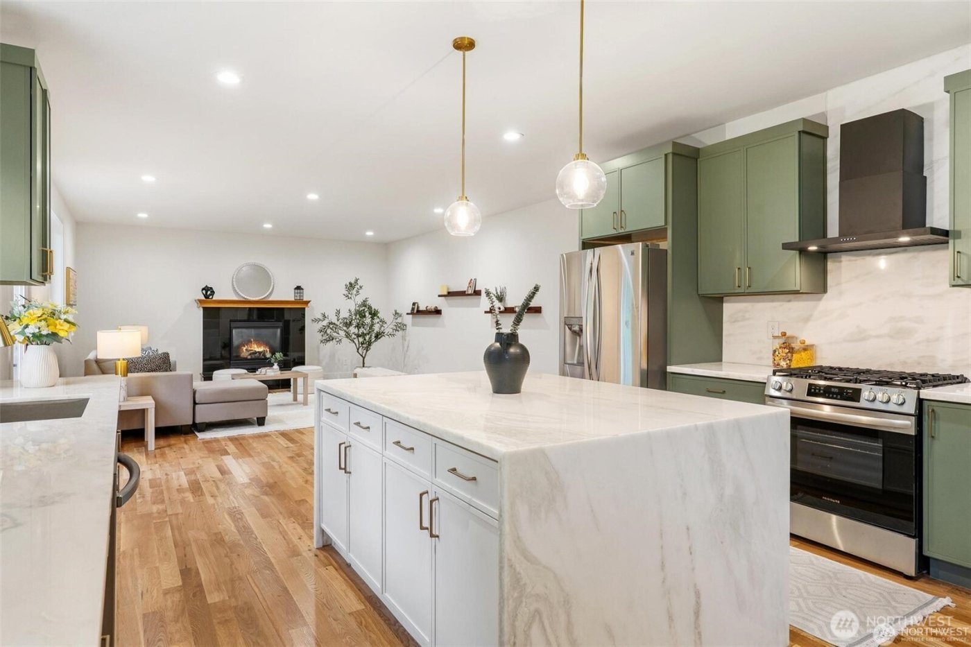 223 S Camano Ridge Road , Camano Island, WA 98282