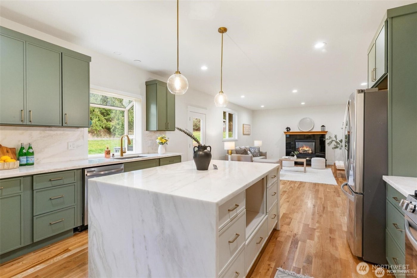 223 S Camano Ridge Road , Camano Island, WA 98282