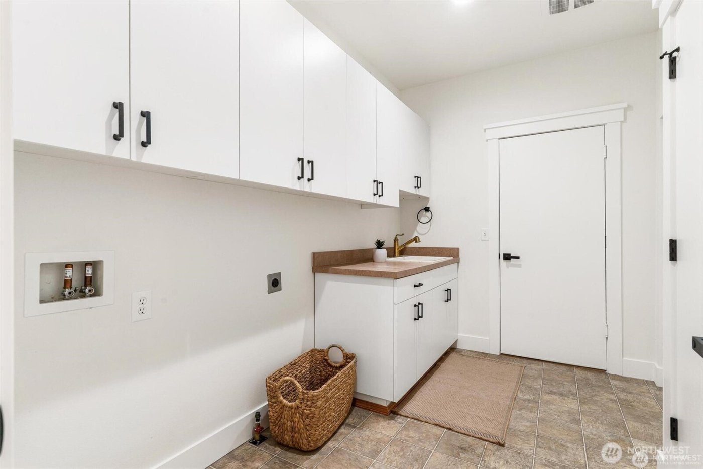 223 S Camano Ridge Road , Camano Island, WA 98282