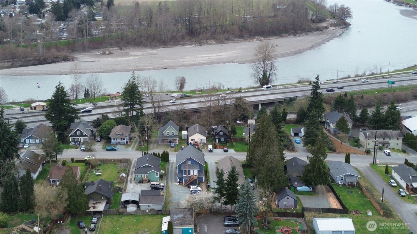 520 N 1st Street , Mount Vernon, WA 98273