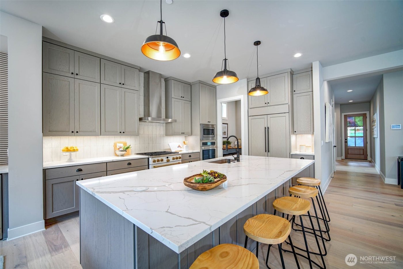 12812 NE 65th Lane , Kirkland, WA 98033