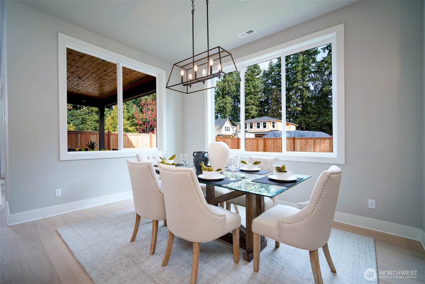 12812 NE 65th Lane , Kirkland, WA 98033