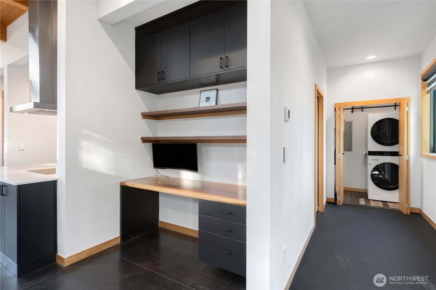 2475 15th Street , Port Townsend, WA 98368