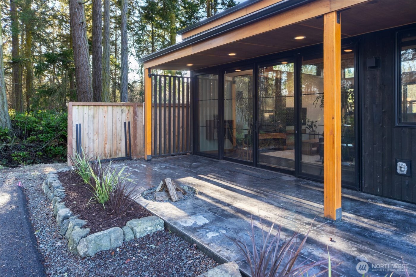 2475 15th Street , Port Townsend, WA 98368