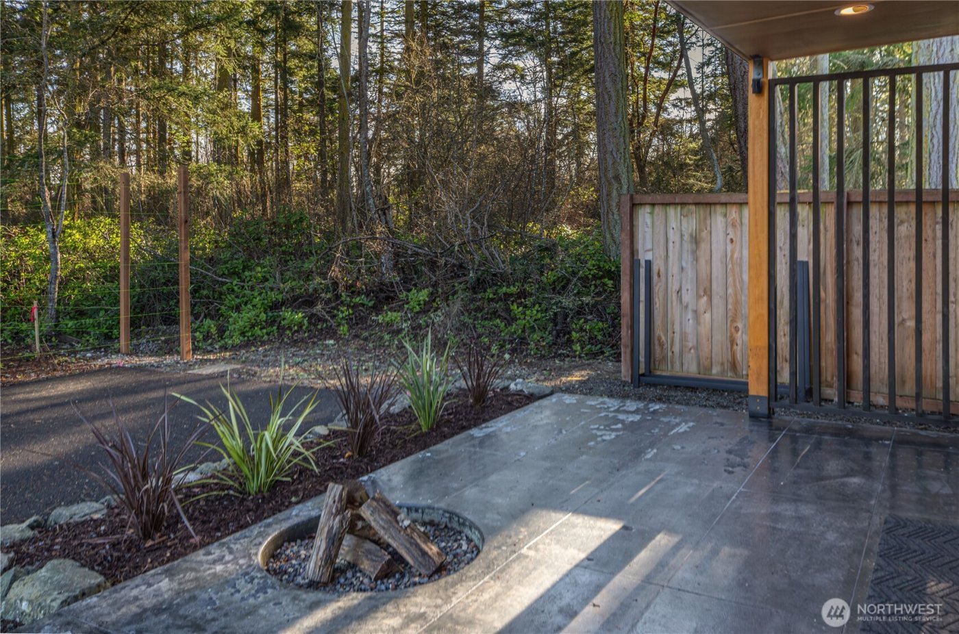 2475 15th Street , Port Townsend, WA 98368