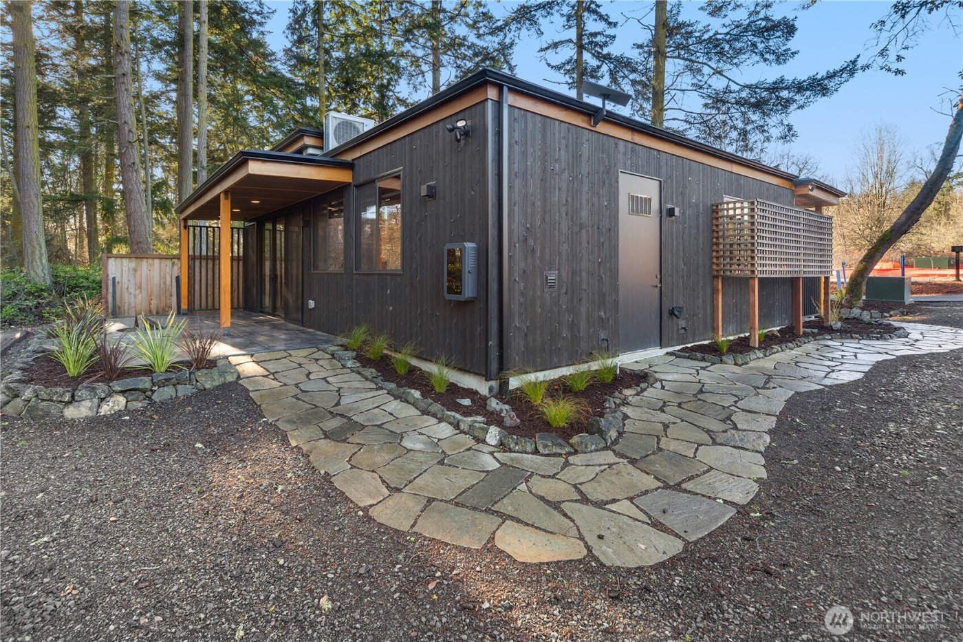 2475 15th Street , Port Townsend, WA 98368