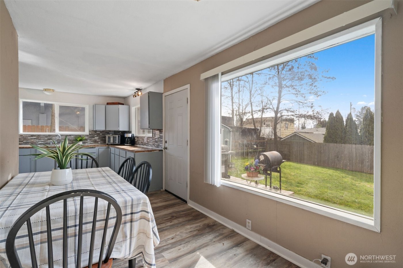 602 Burcham Street , Kelso, WA 98626