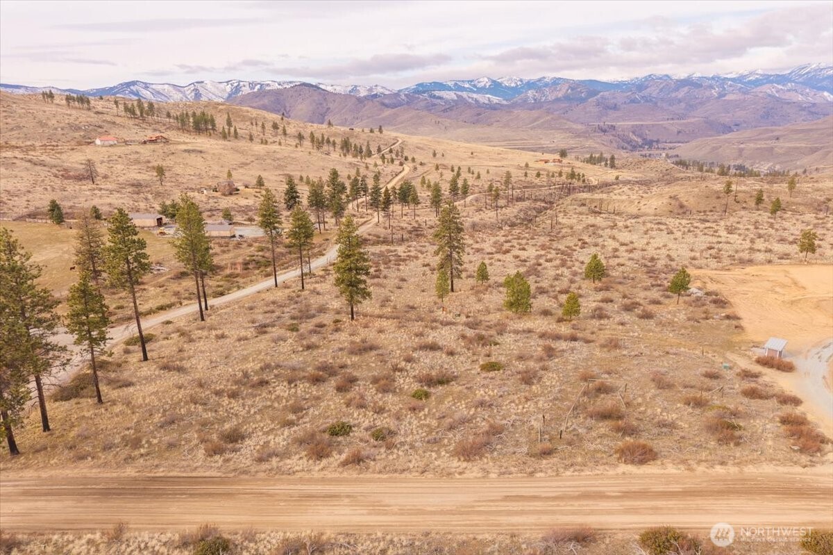 817 Bill Shaw Road , Methow, WA 98834