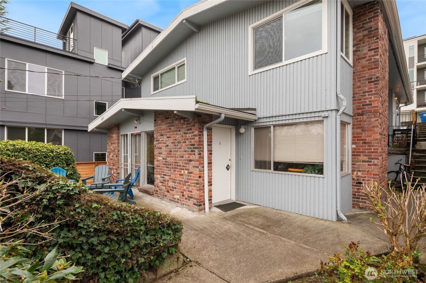 633 W Emerson Street , Seattle, WA 98119