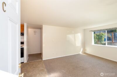 633 W Emerson Street , Seattle, WA 98119 - Photo 15