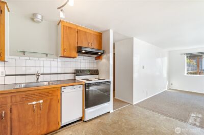 633 W Emerson Street , Seattle, WA 98119 - Photo 20
