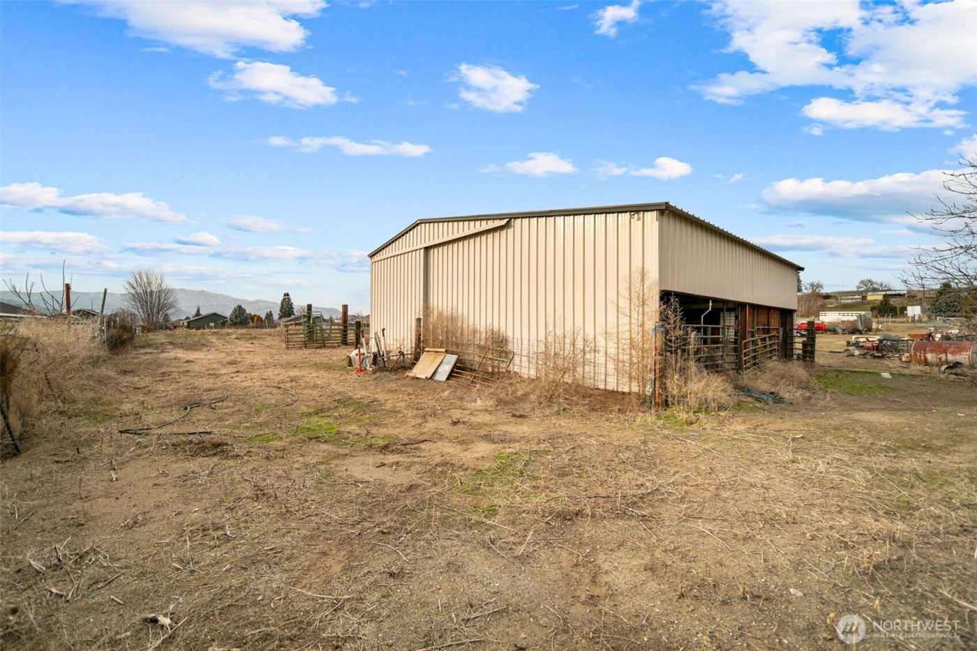 608 N Nester Court , East Wenatchee, WA 98802