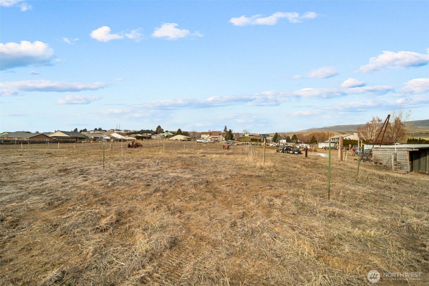 608 N Nester Court , East Wenatchee, WA 98802