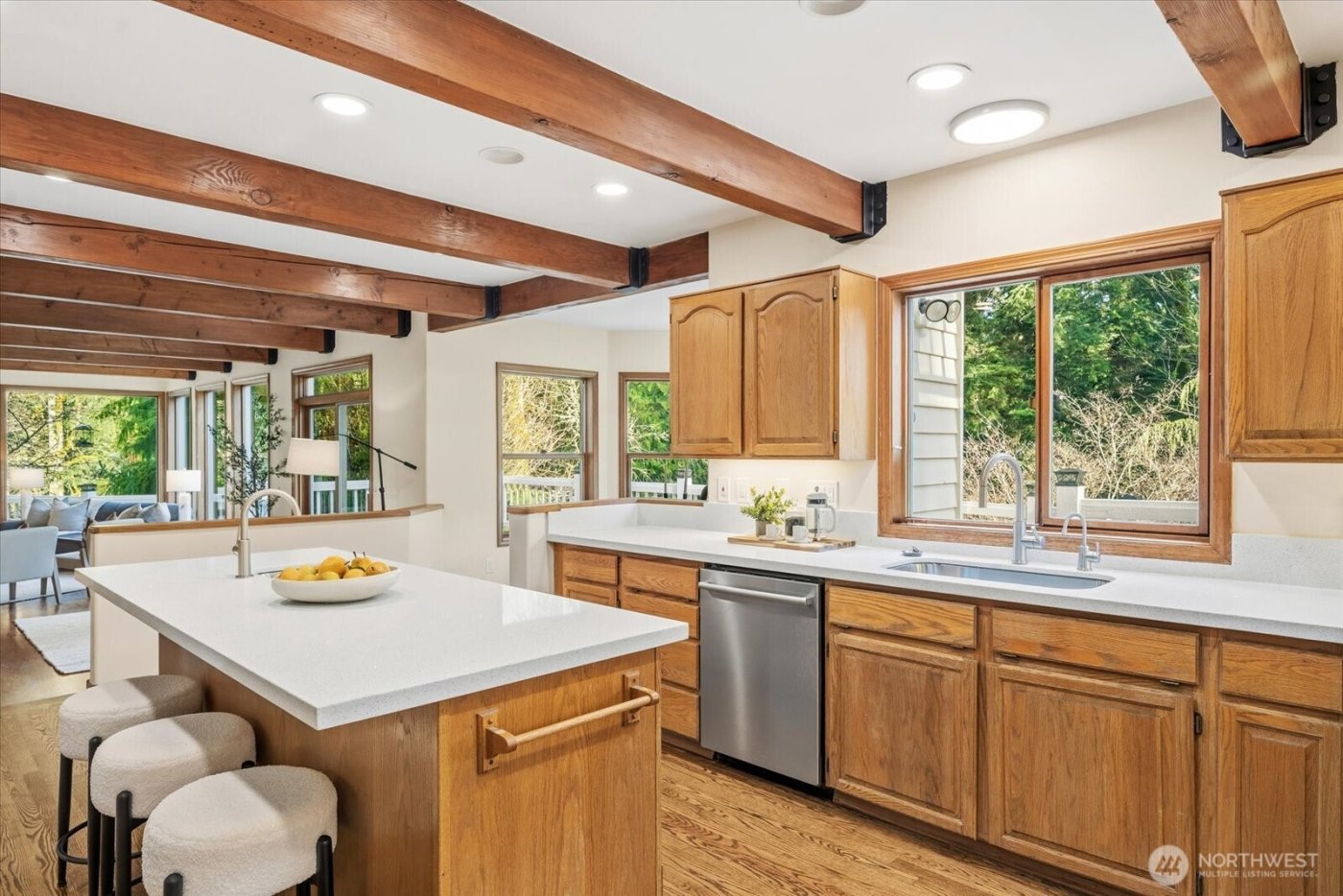 18400 228th Avenue NE, Woodinville, WA 98077