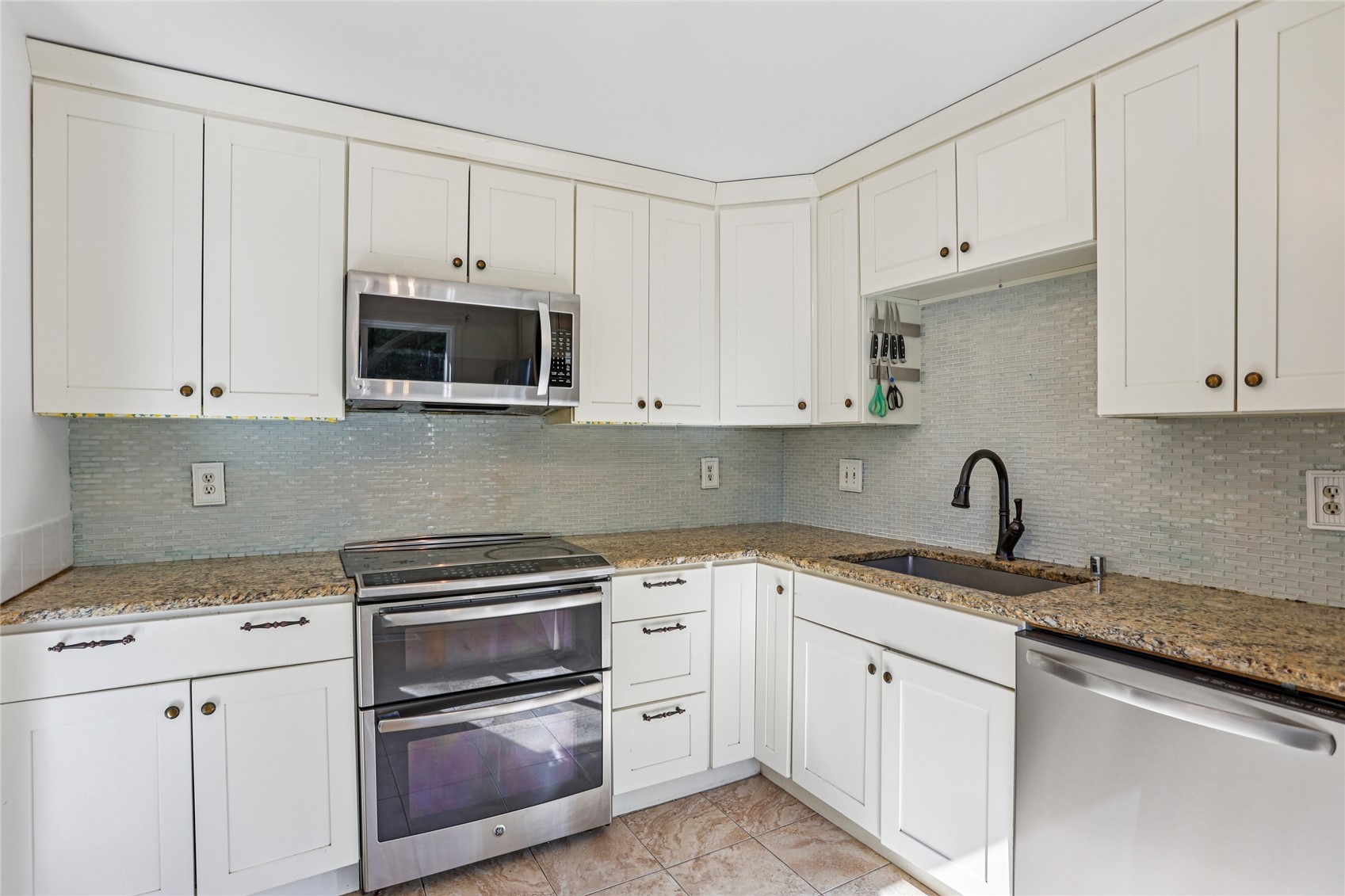 26318 197th Place SE, Covington, WA 98042