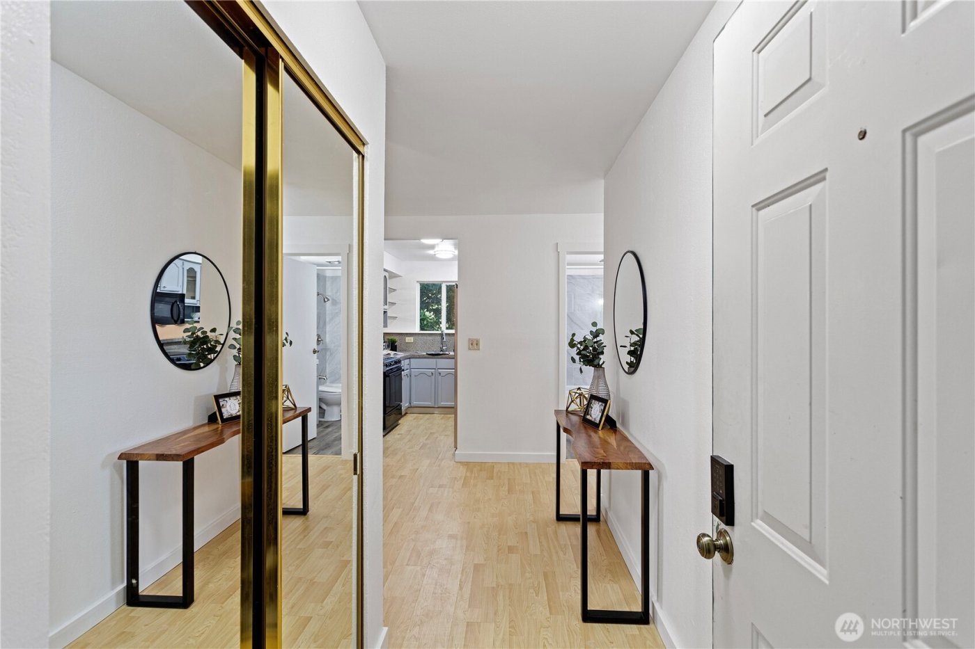 12003 100th Avenue NE #101, Kirkland, WA 98034