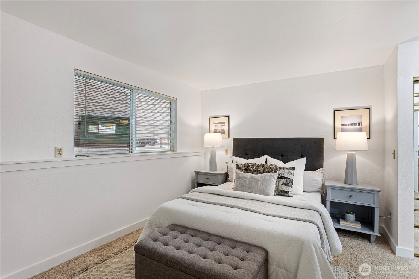 12003 100th Avenue NE #101, Kirkland, WA 98034