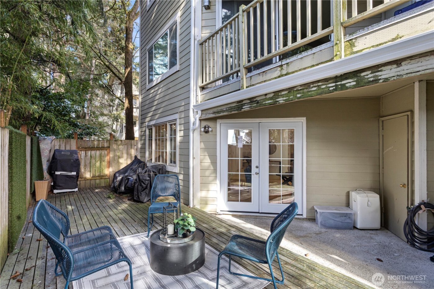 12003 100th Avenue NE #101, Kirkland, WA 98034