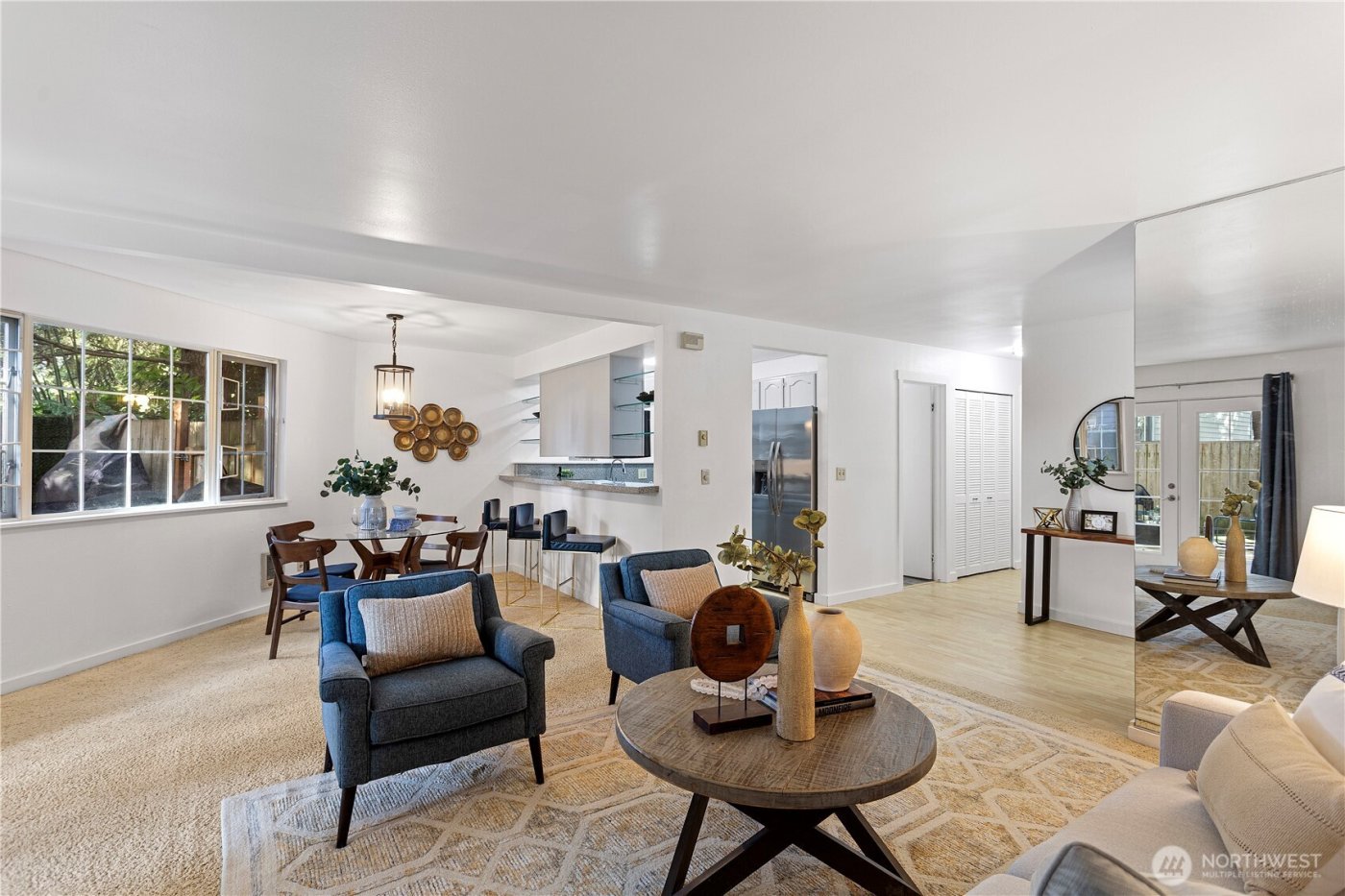 12003 100th Avenue NE #101, Kirkland, WA 98034