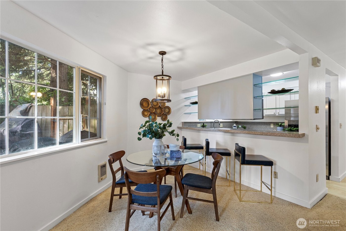 12003 100th Avenue NE #101, Kirkland, WA 98034