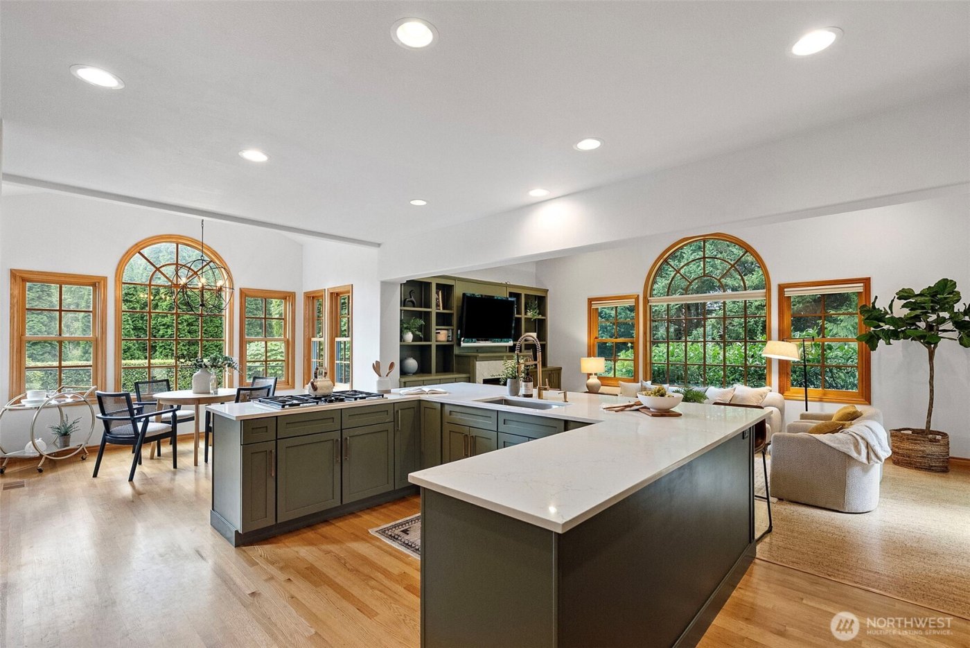 4918 85th Avenue NW, Gig Harbor, WA 98335