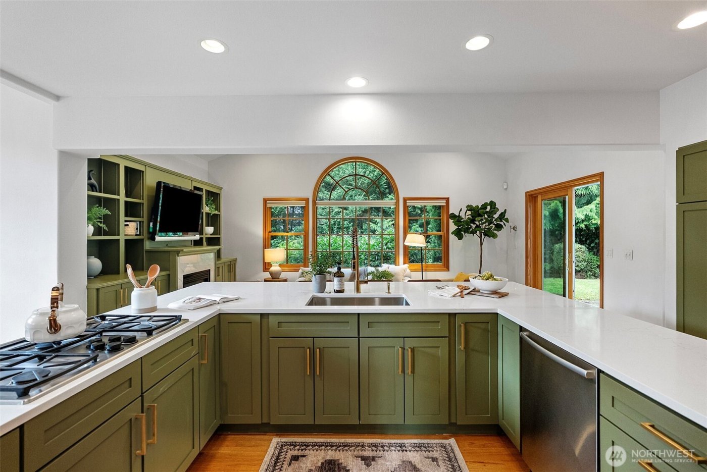 4918 85th Avenue NW, Gig Harbor, WA 98335