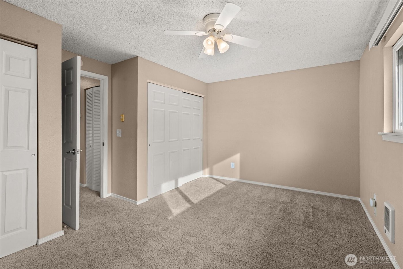 814 816 Soroya Drive SW, Olympia, WA 98502