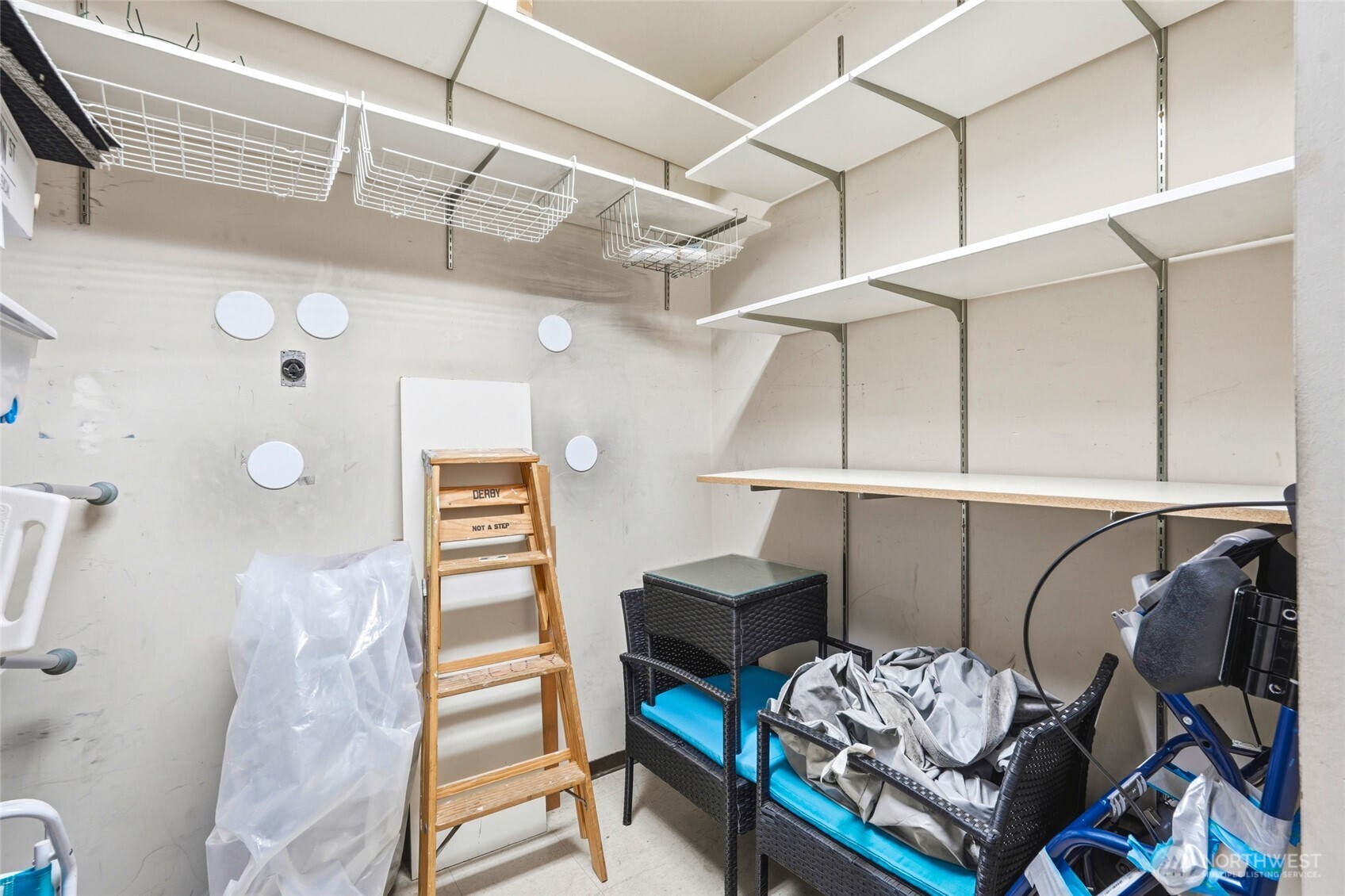 620 W Mercer Place #2B, Seattle, WA 98119