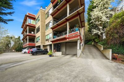 620 W Mercer Place #2B, Seattle, WA 98119 - Photo 31