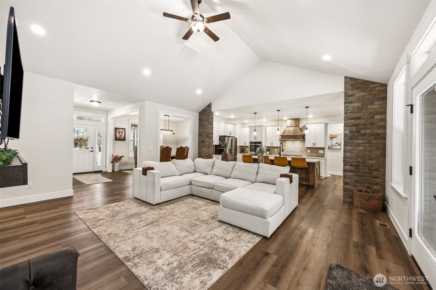 6645 Hawks Prairie Road NE, Olympia, WA 98516