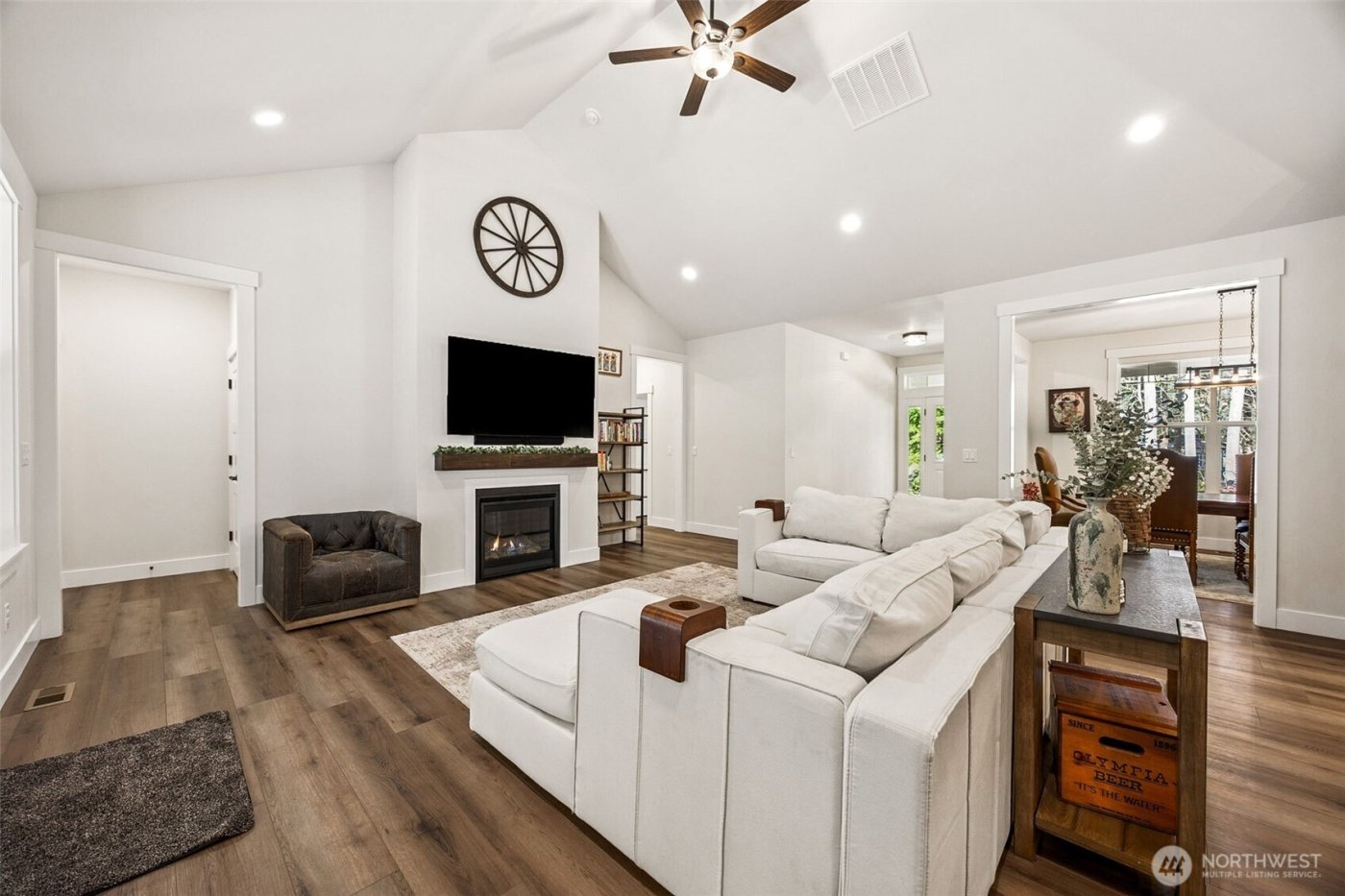 6645 Hawks Prairie Road NE, Olympia, WA 98516