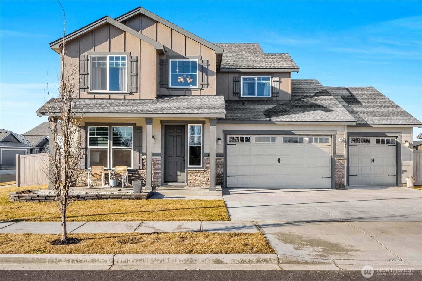 302 N Towhee Street , Moses Lake, WA 98837