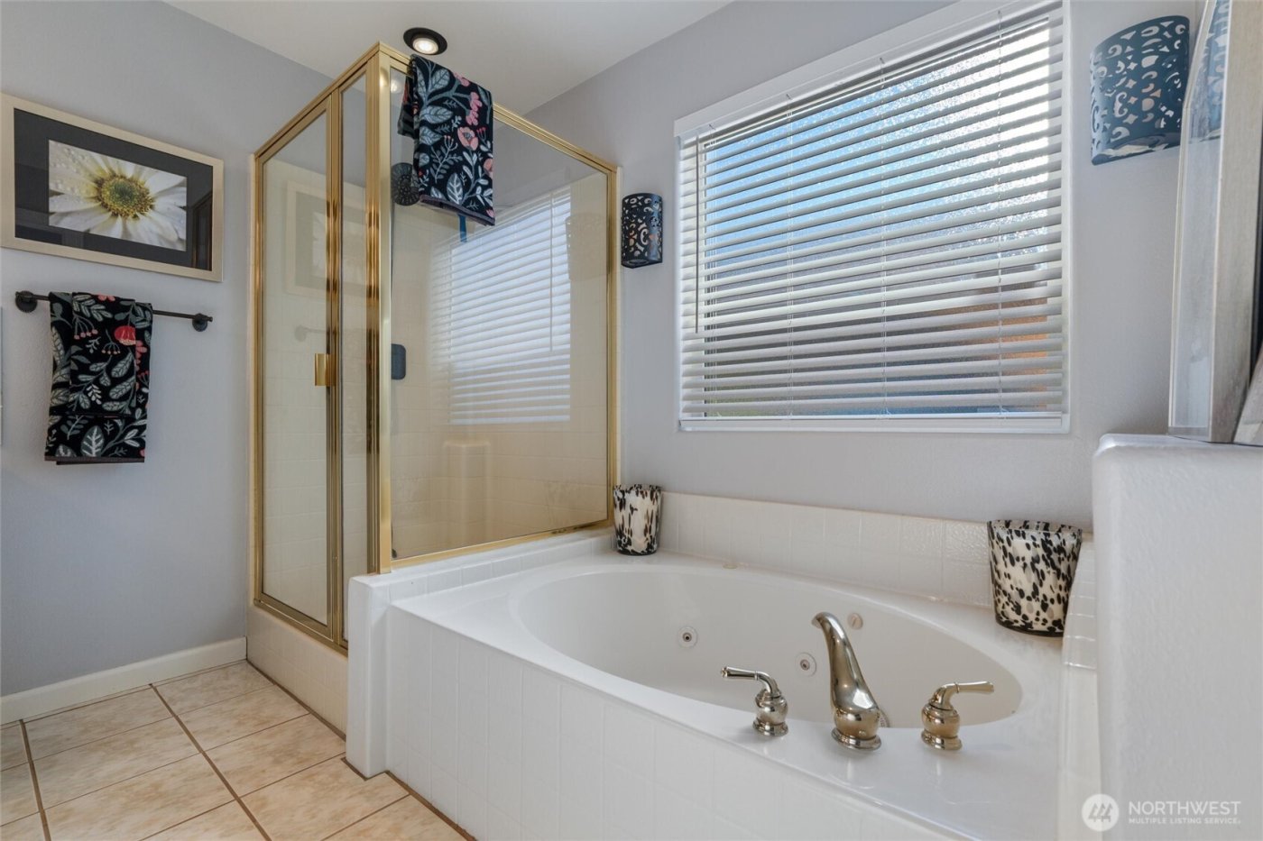 5540 SW Old Clifton Road , Port Orchard, WA 98367