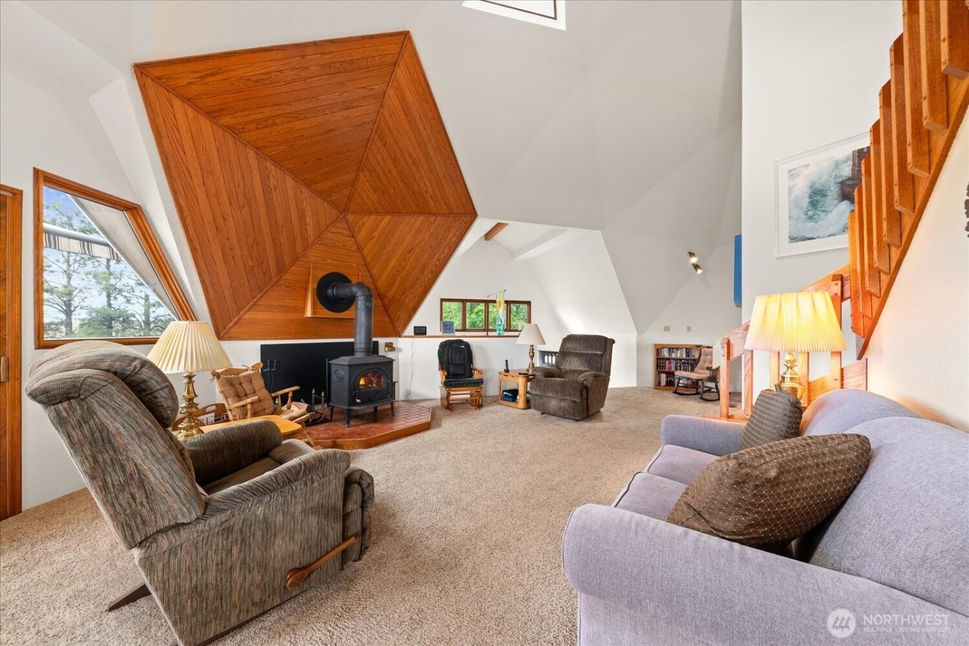 1470 State Route 174 , Grand Coulee, WA 99133