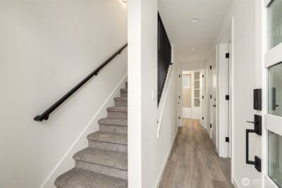 2006 120th Street NE #Unit 2, Seattle, WA 98125 - Photo 2