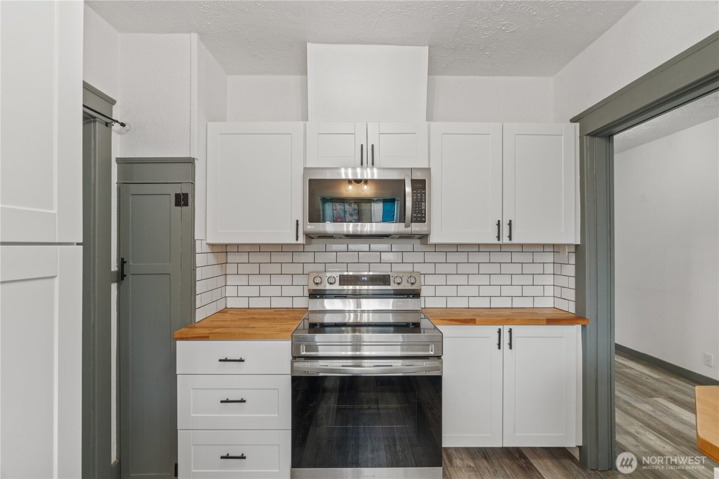 305 Fillmore Street , Hoquiam, WA 98550