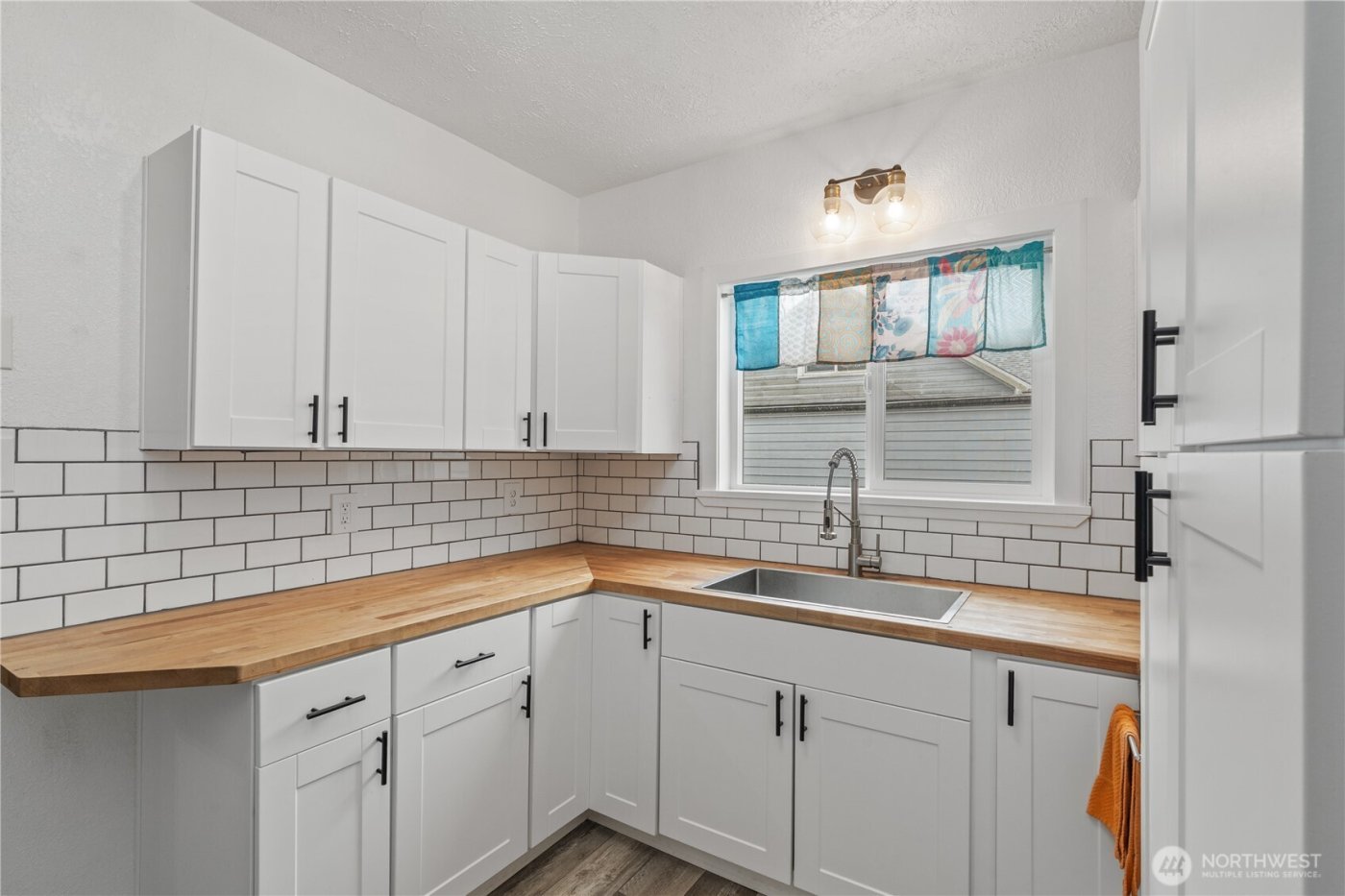 305 Fillmore Street , Hoquiam, WA 98550