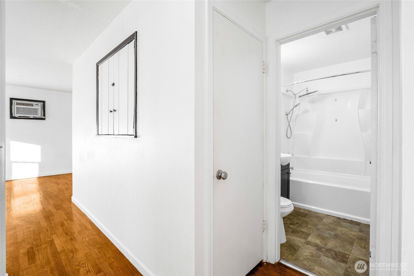 1008 W Bruce Street , Moses Lake, WA 98837