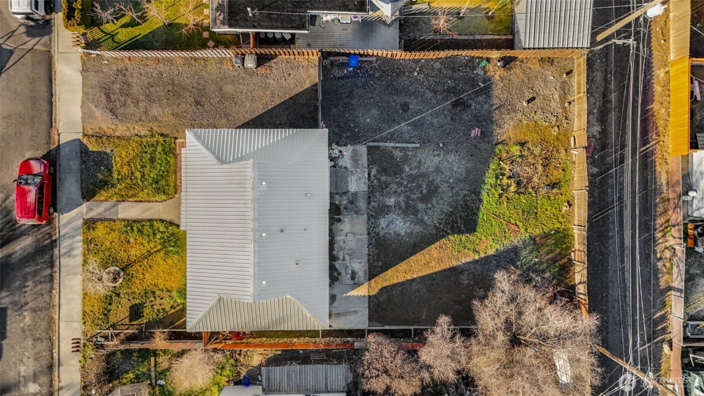 1008 W Bruce Street , Moses Lake, WA 98837