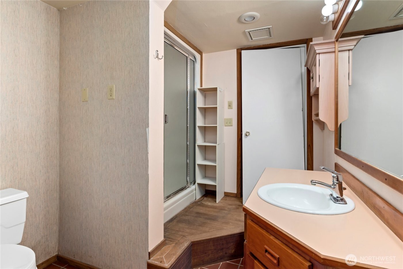 716 Heller Road , Oak Harbor, WA 98277