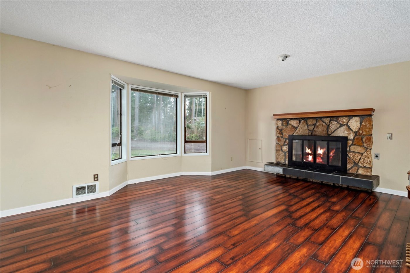 716 Heller Road , Oak Harbor, WA 98277