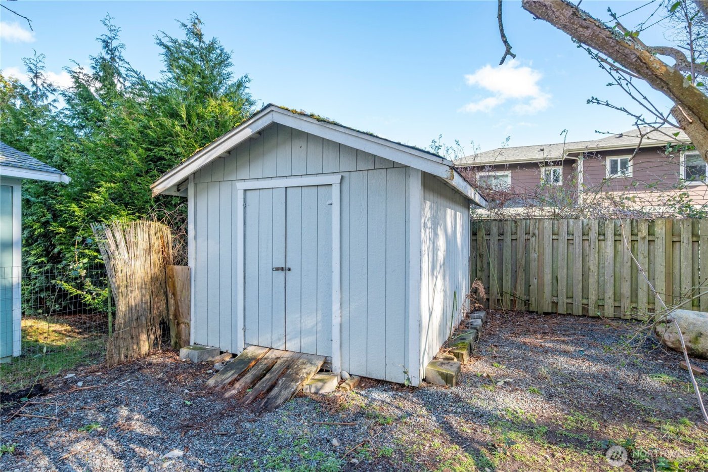 716 Heller Road , Oak Harbor, WA 98277