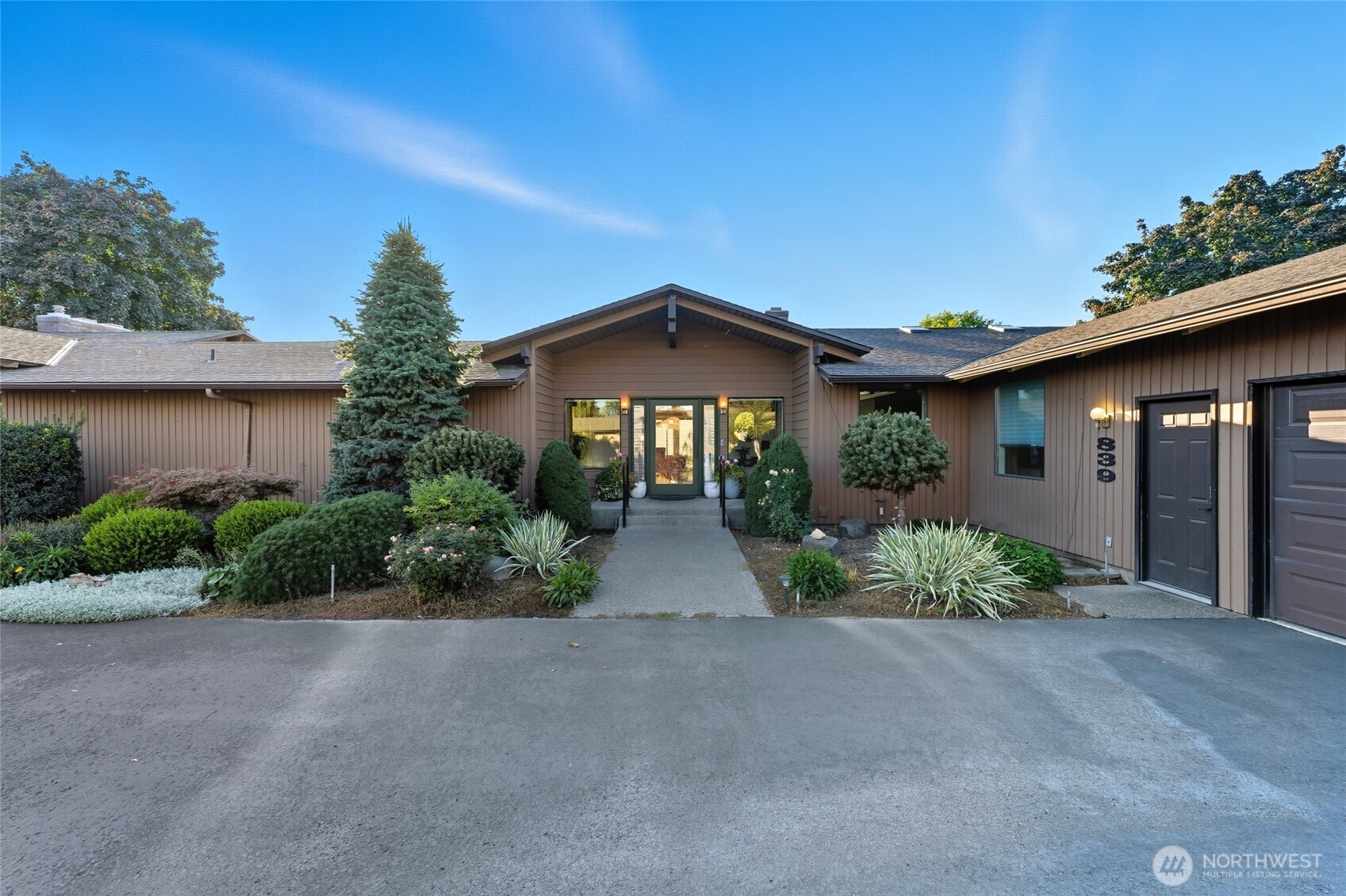 839 Country Club Road , Walla Walla, WA 99362