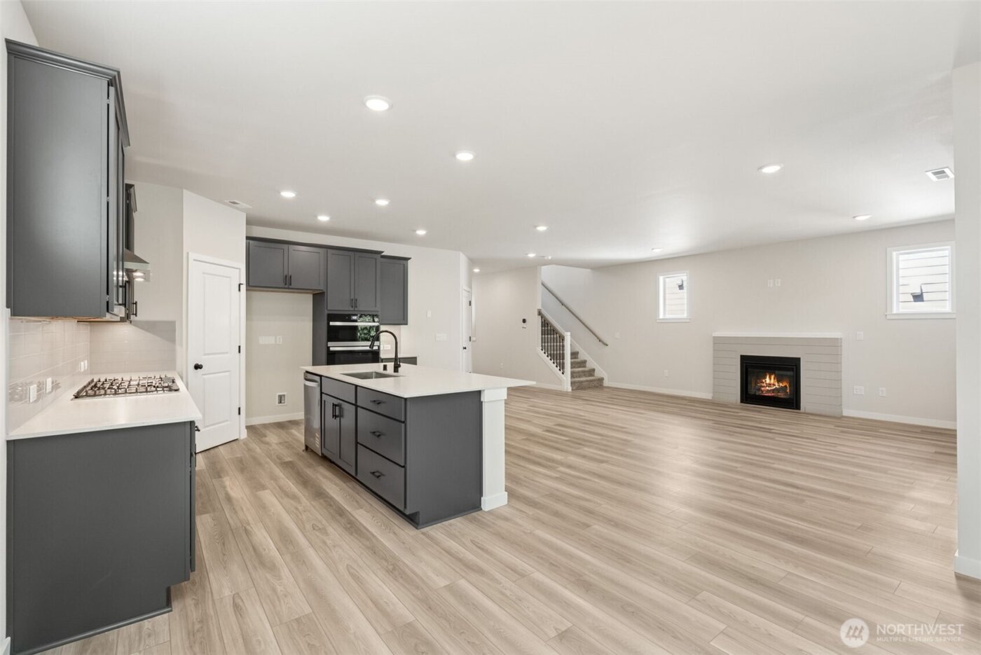 2067 NE Norseman Way , Poulsbo, WA 98370