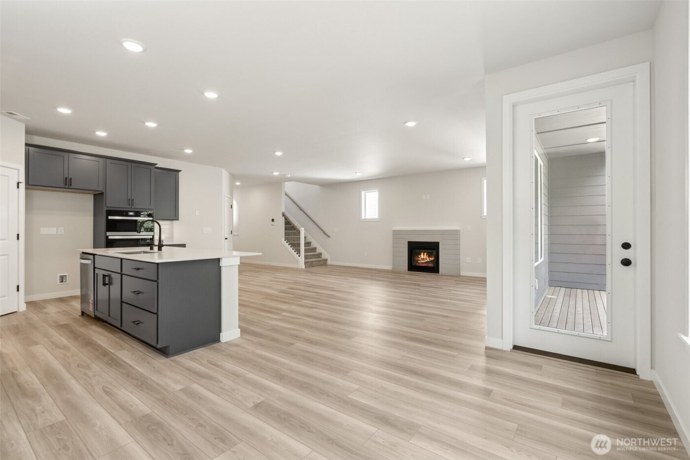 2067 NE Norseman Way , Poulsbo, WA 98370