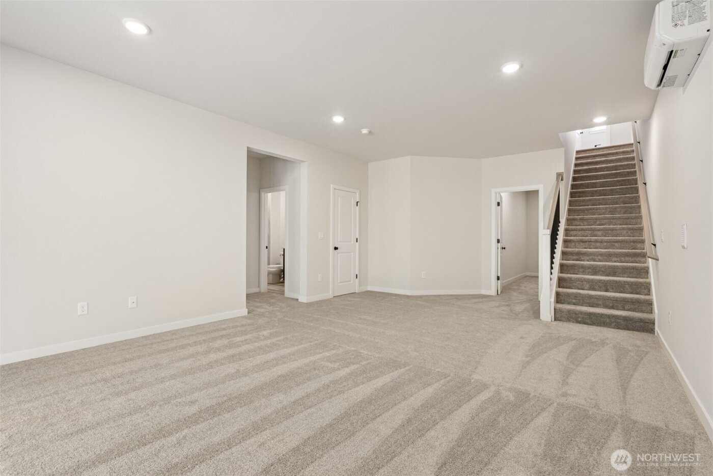 2067 NE Norseman Way , Poulsbo, WA 98370